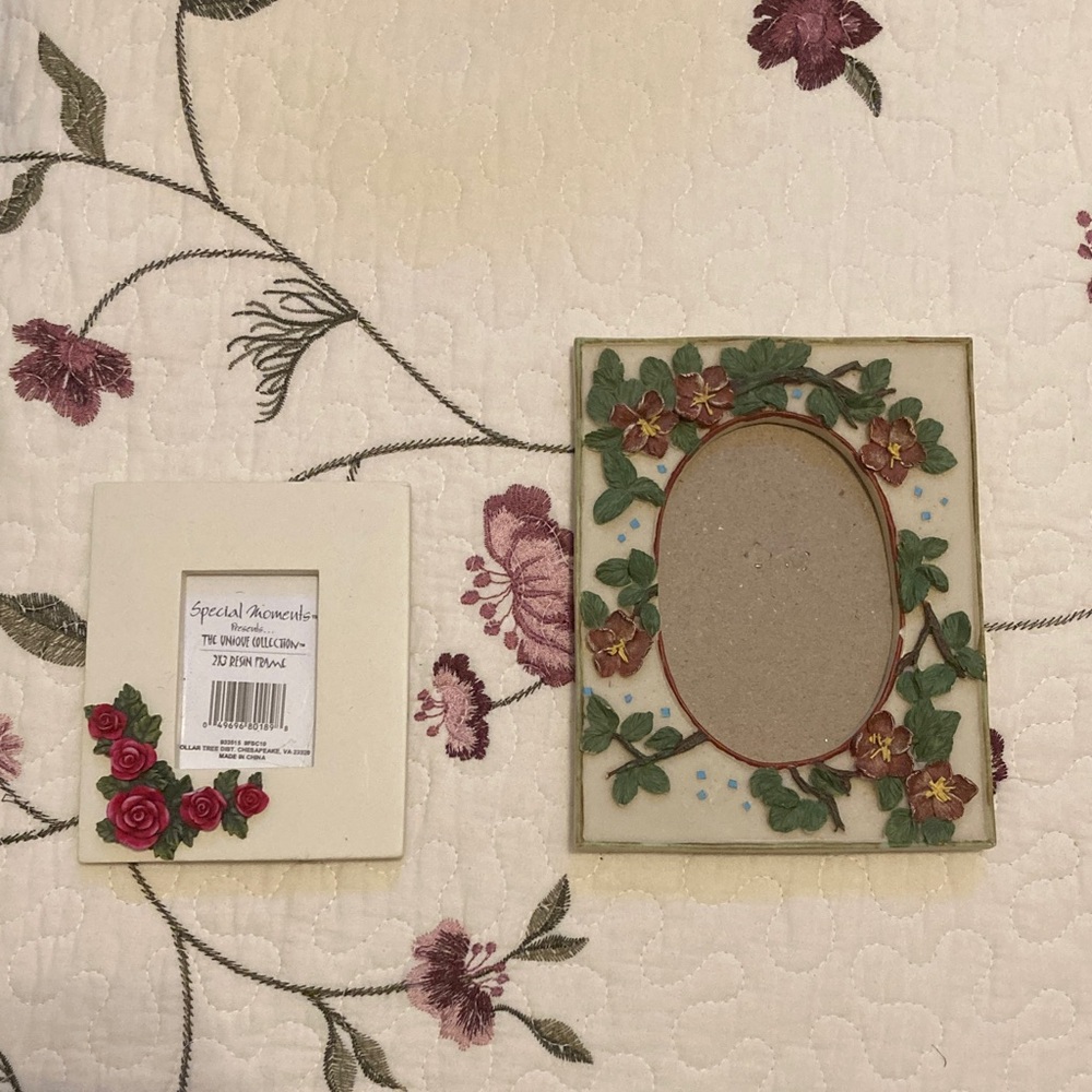 Picture frames Set of 2